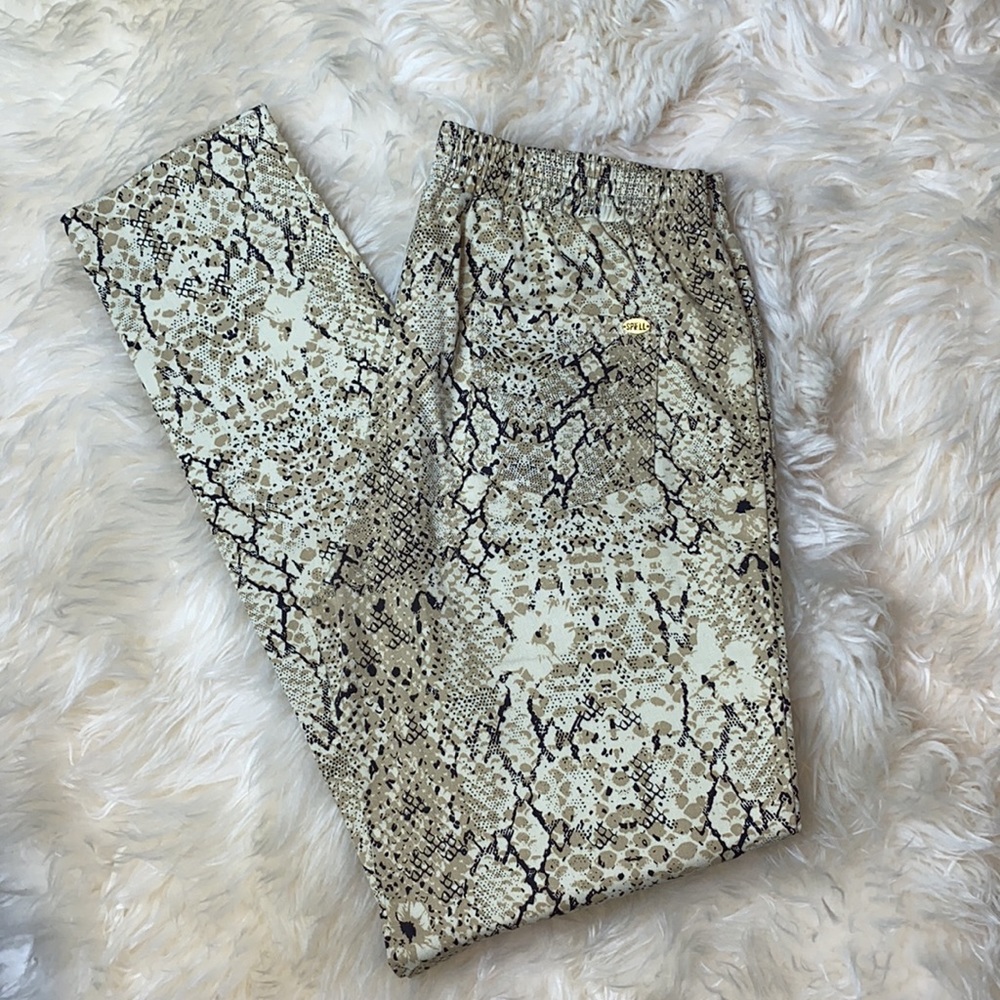 Spell {Aloha Python} Jets - image 4